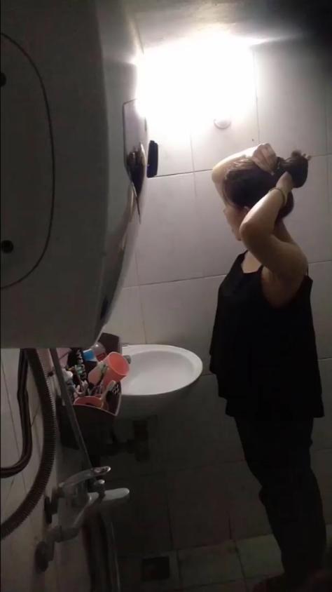 Sex Viet Quay lén gái tắm